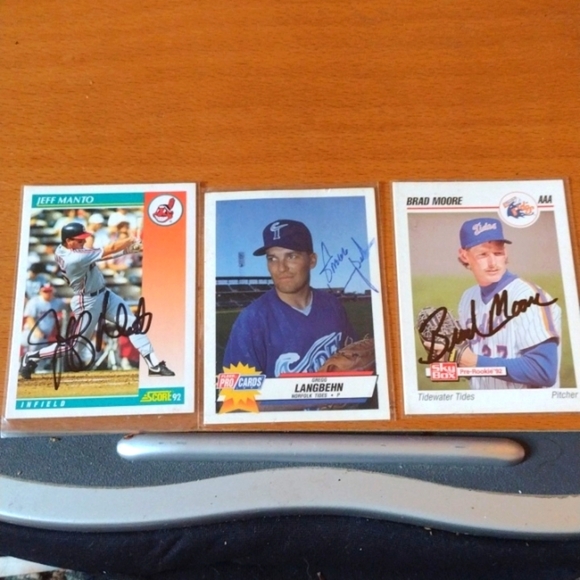 Autographed Rookie BB CARDS - Picture 1 of 4
